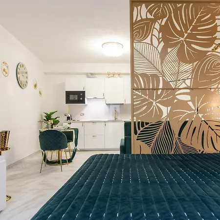 Fashion Gold With Jacuzzi & Car Garage Appartamento *